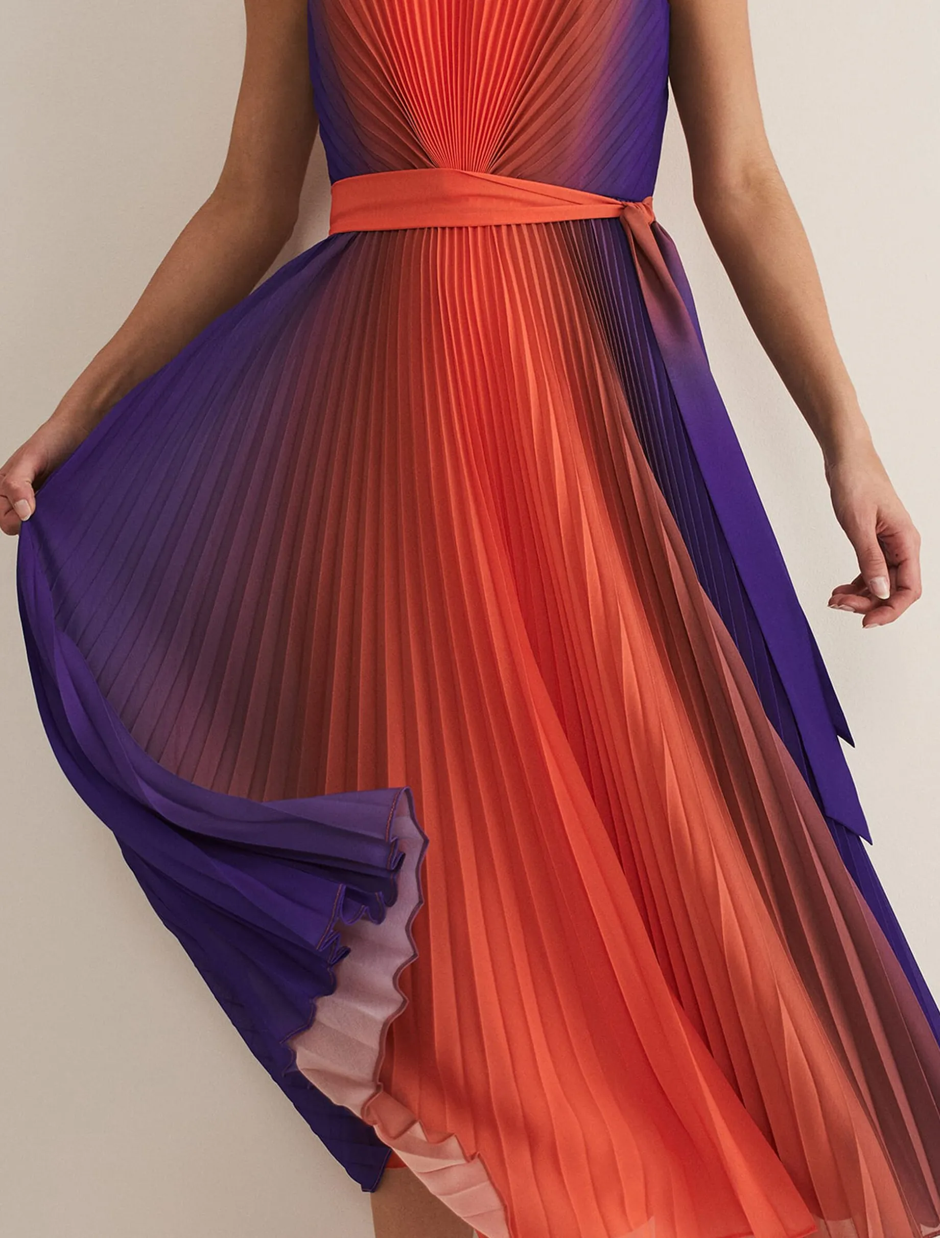 Simara Ombre Pleated Midi Dress