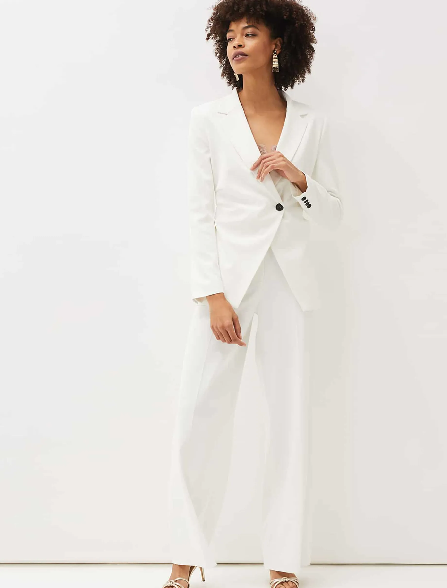 Solange White Blazer