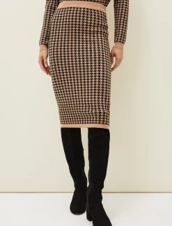 Soph Dogtooth Knitted Co-Ord Skirt