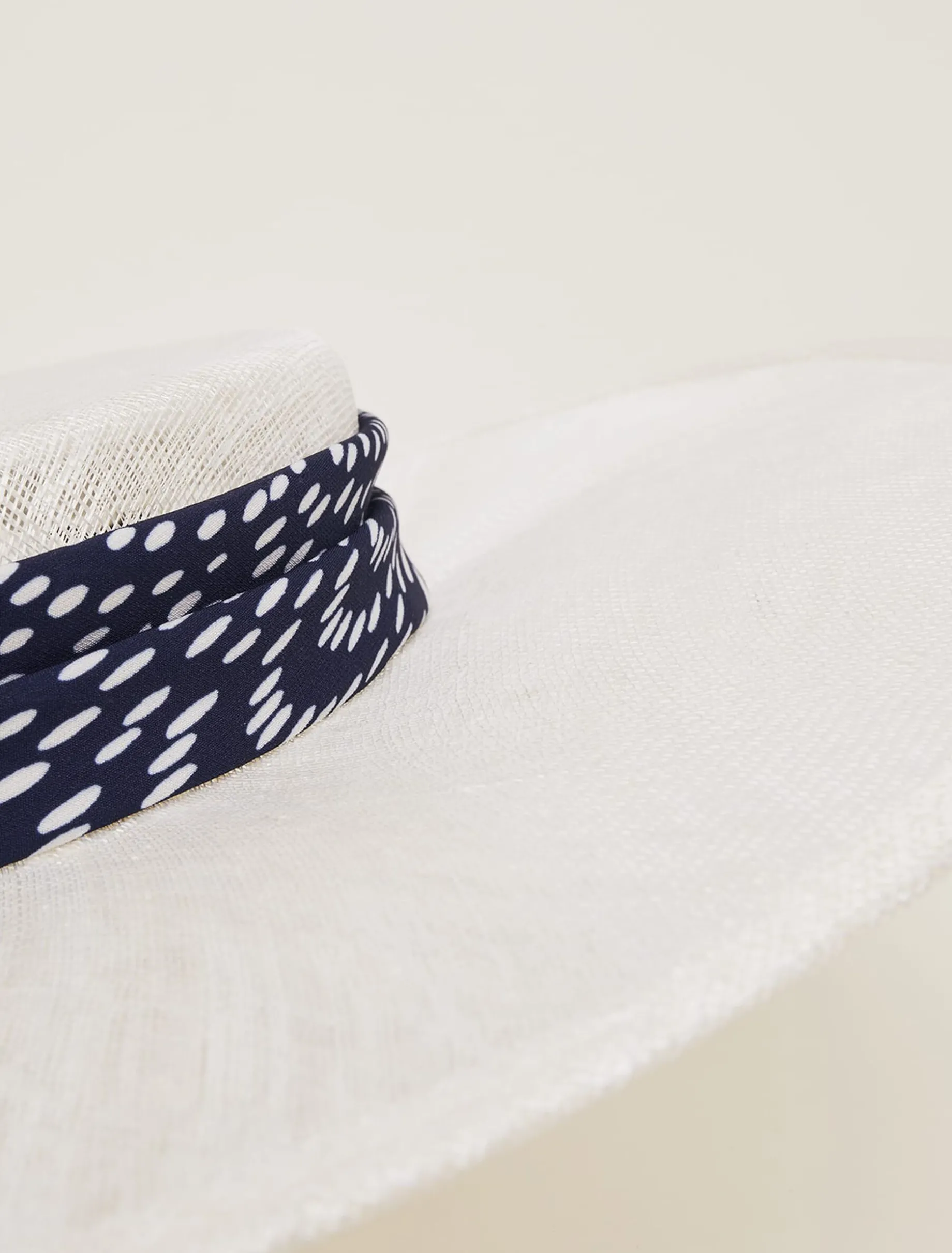 Spot Trim Boater Fascinator