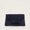 Structured Bow Clutch