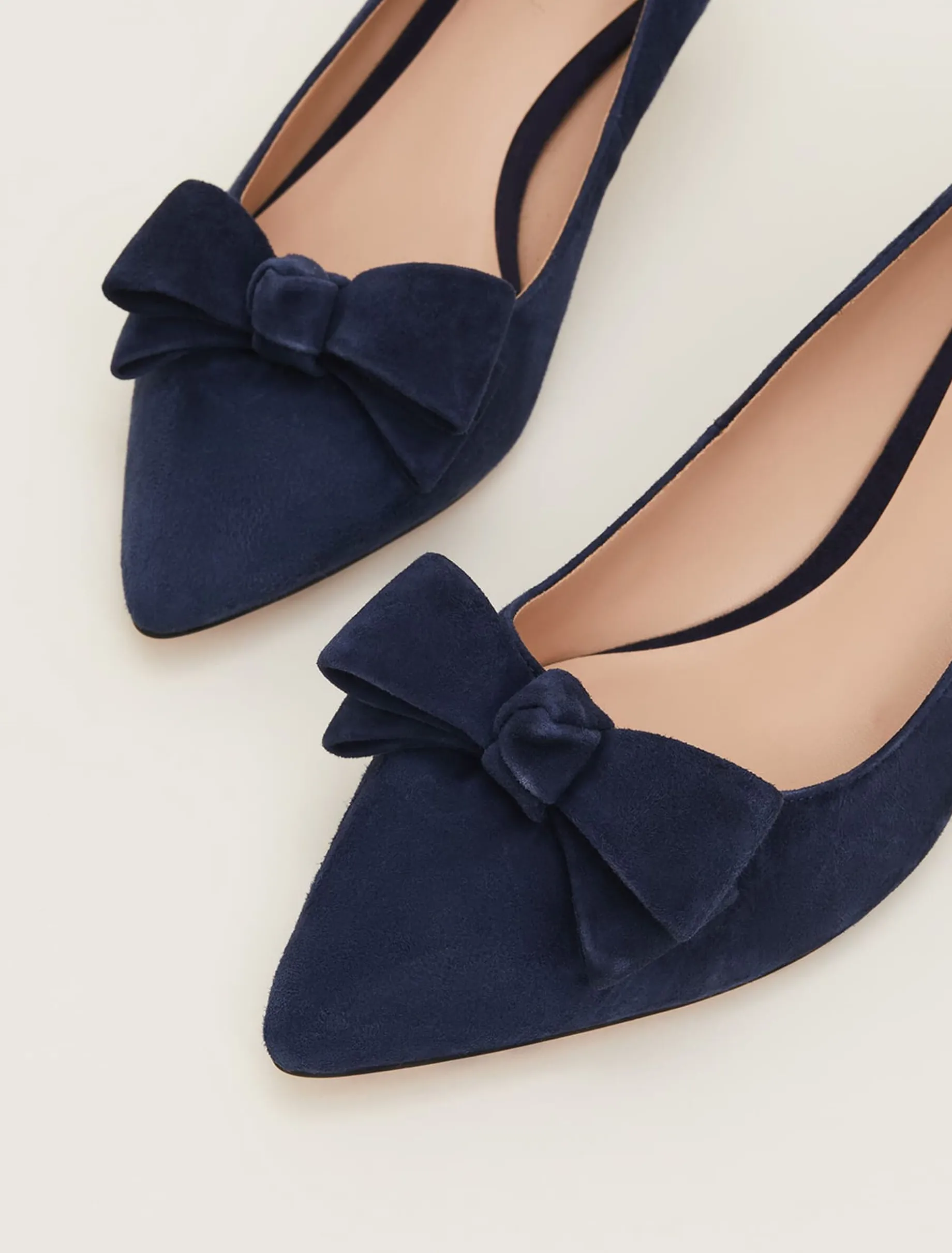 Structured Bow Kitten Heel