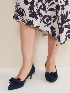 Structured Bow Kitten Heel