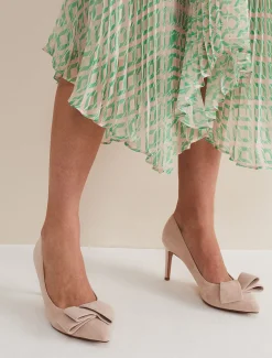 Suede Bow Front Court Shoe