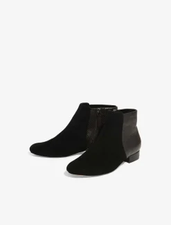 Tammy Textured Flat Boots