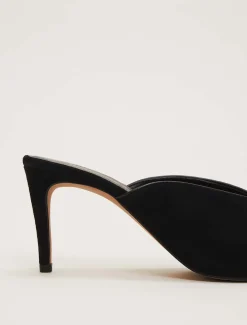 V Front Mule Shoe