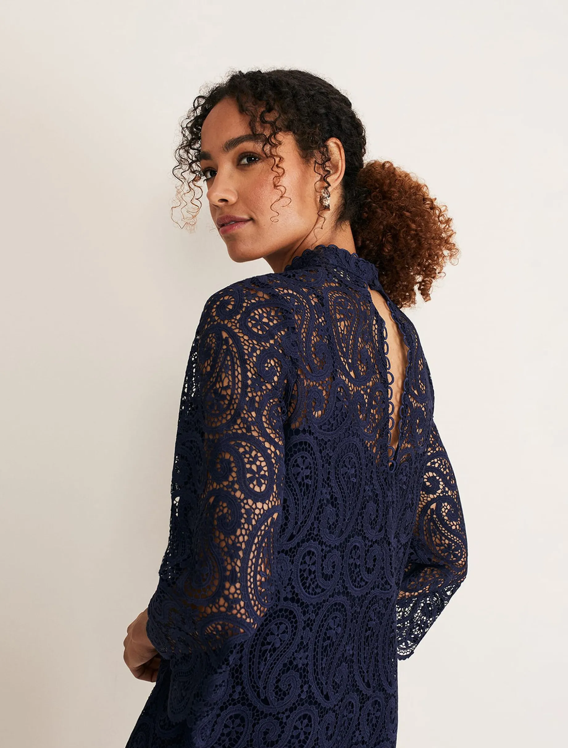 Verity Lace Shift Dress