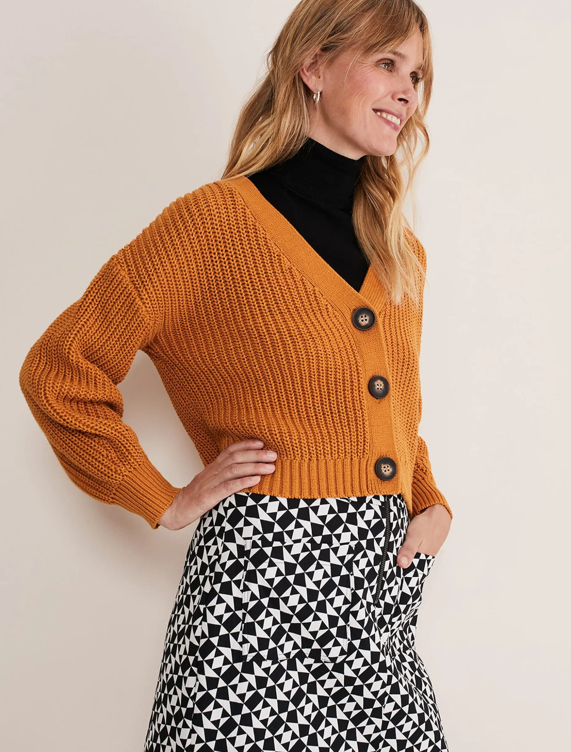 Vika Short Chunky Cardigan