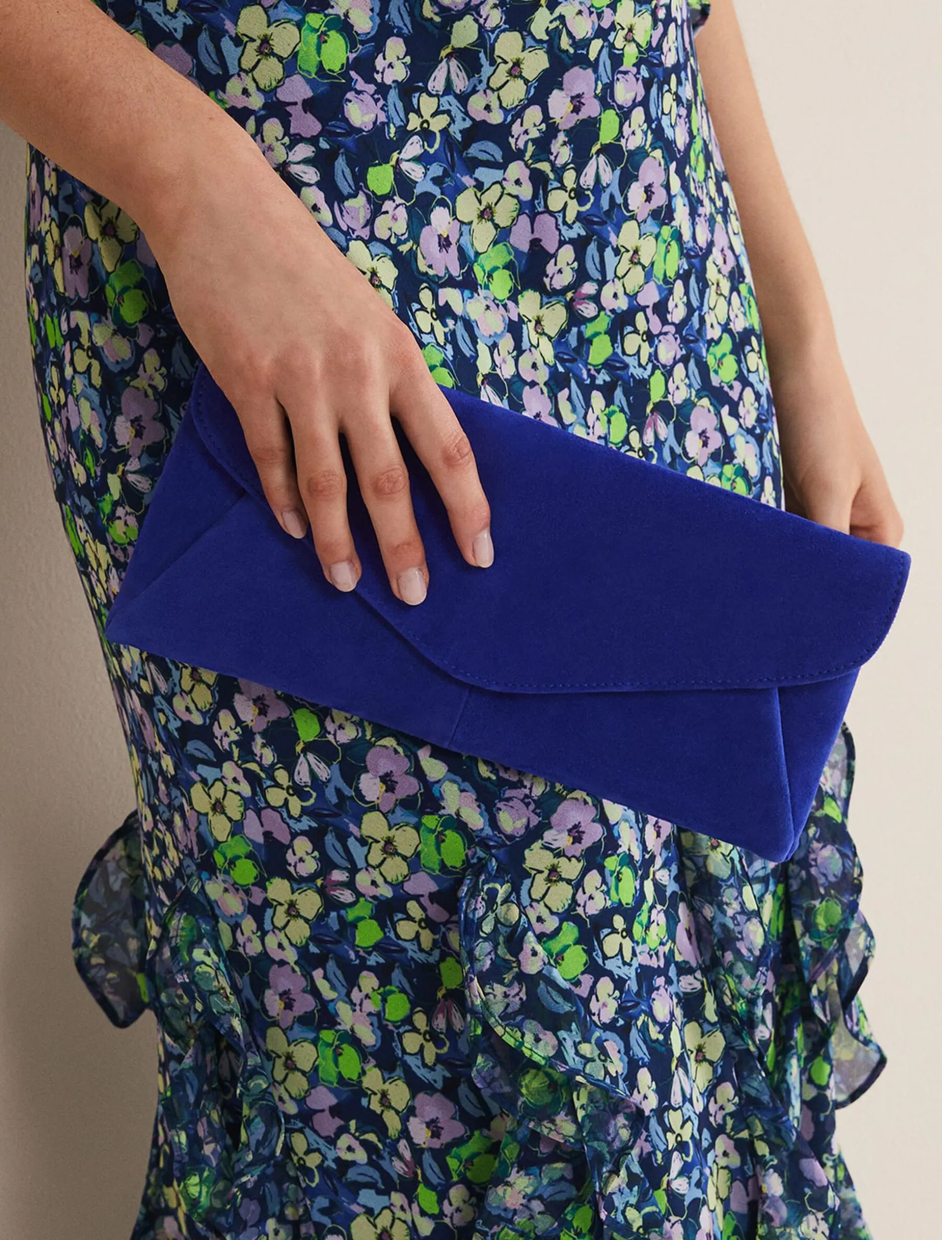 Wendie Clutch Bag